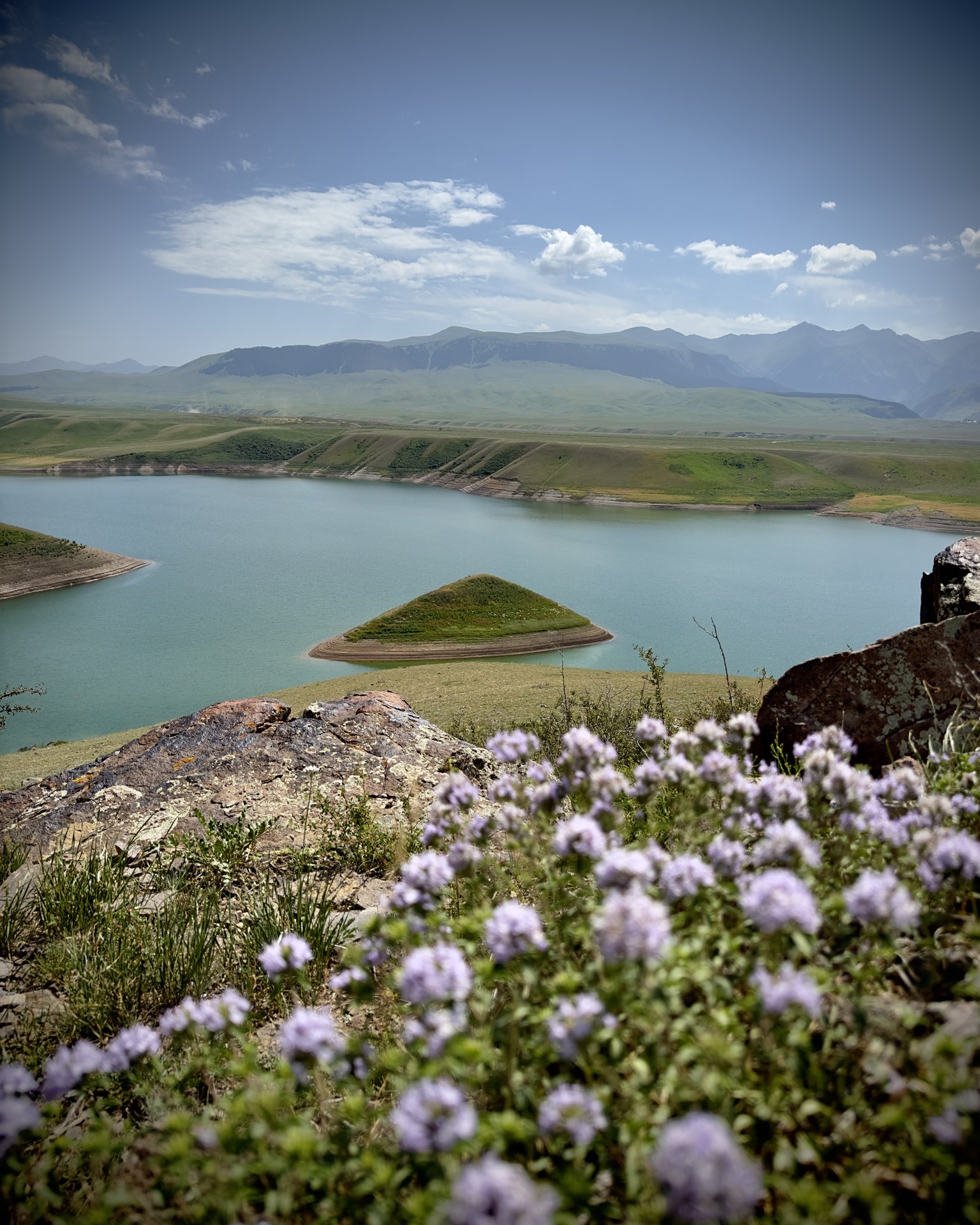 Bestobe Reservoir and Three Gorges